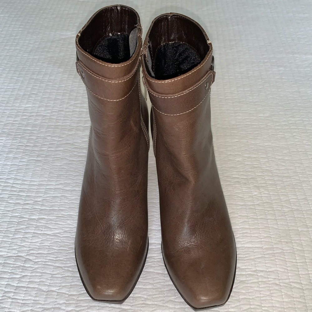 Carlo Rossetti platform high heel booties, size 9